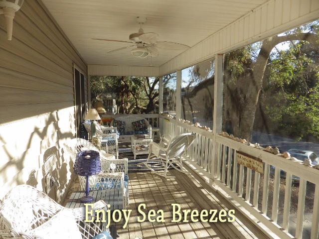 523 Dolphin Rd, Edisto Beach, SC 29438