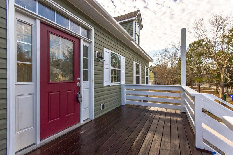 1459 Periwinkle Dr, Mount Pleasant, SC 29466