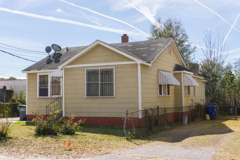 3301 Goldenrod St, North Charleston, SC 29405