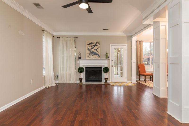2118 Country Manor Dr, Mount Pleasant, SC 29466