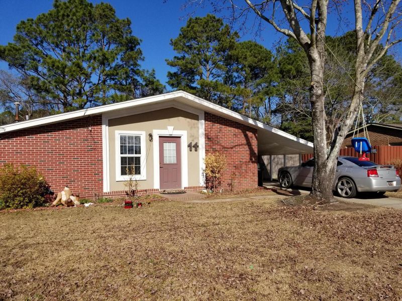 14 Westfield Ave, Goose Creek, SC 29445