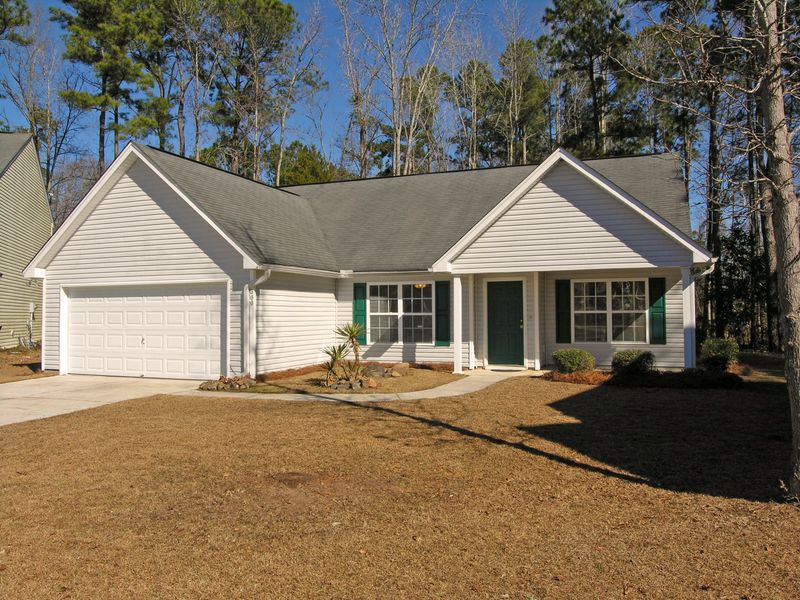 300 Eagleston Dr, Moncks Corner, SC 29461