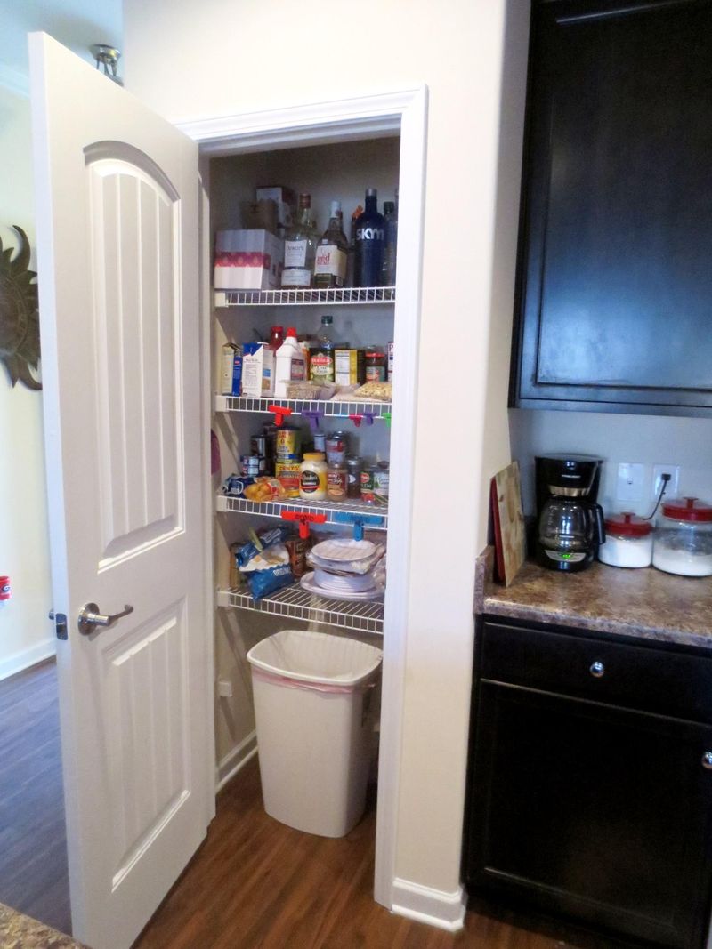 206 S Lamplighter Ln, Summerville, SC 29486
