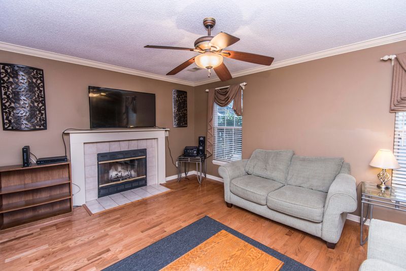 2004 Wild Flower Ln, Charleston, SC 29414