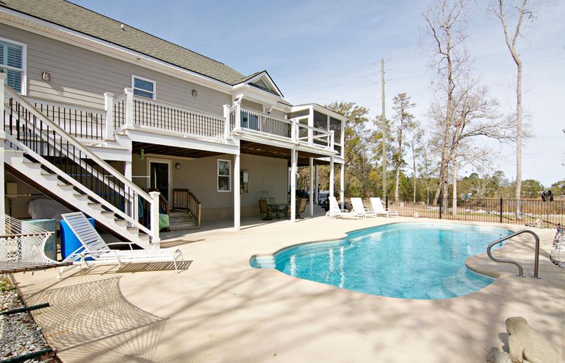 5956 Dungannon Plantation Way, Ravenel, SC 29470