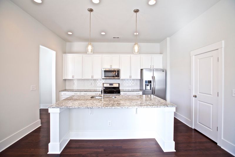 1876 Fleming Woods Rd, Charleston, SC 29412