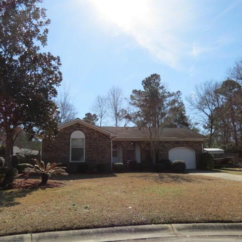 105 Putter Ct, Summerville, SC 29483