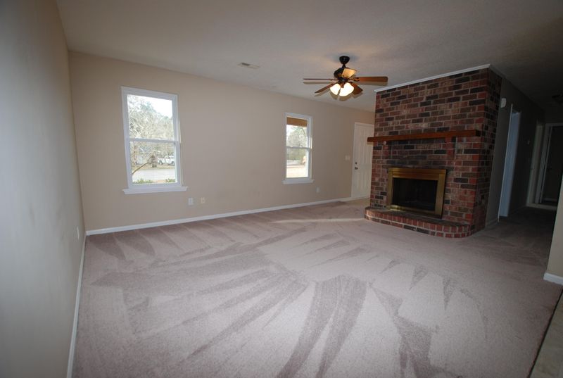 105 Sally Ln, Summerville, SC 29485
