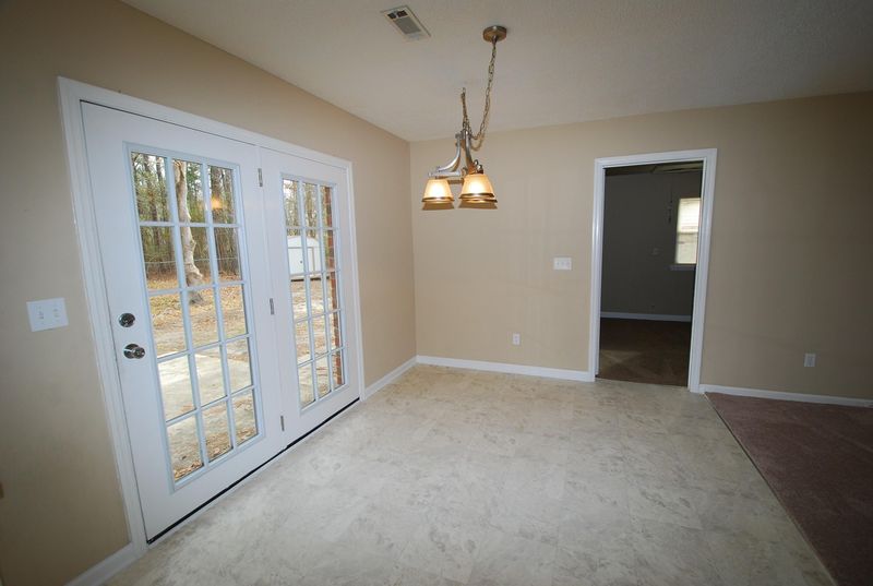 105 Sally Ln, Summerville, SC 29485