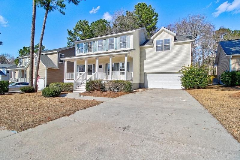 209 Castlewood Ct, Hanahan, SC 29410