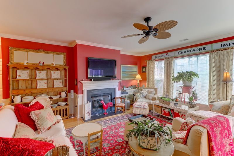 1356 Hopton Cir, Mount Pleasant, SC 29466