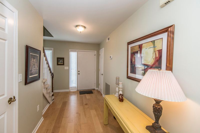 1301 Ventura Pl, Mount Pleasant, SC 29464