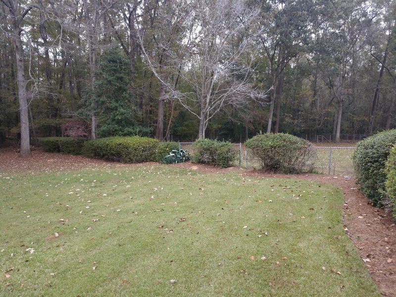 300 Highland Dr, Summerville, SC 29483