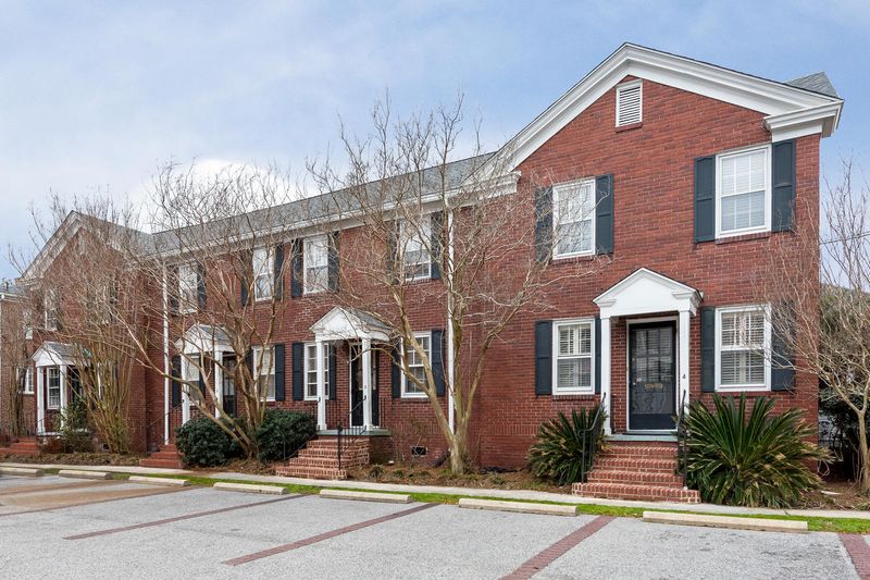 301 Broad St #3, Charleston, SC 29401