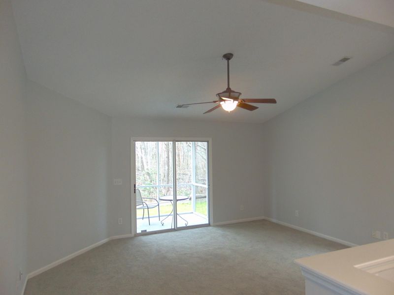 7928 Long Shadow Ln, North Charleston, SC 29406