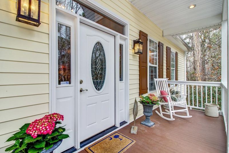 1394 Eden Rd, Awendaw, SC 29429
