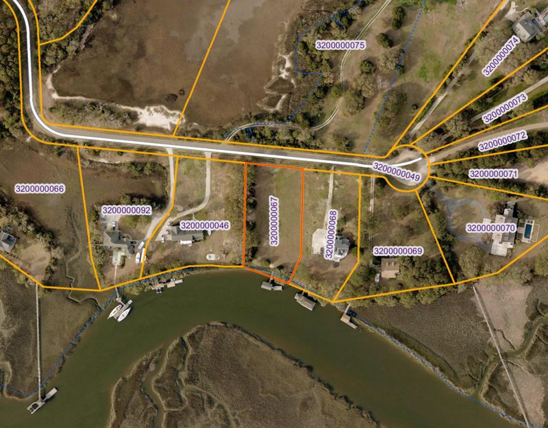 2421 Royal Oak Dr, Johns Island, SC 29455