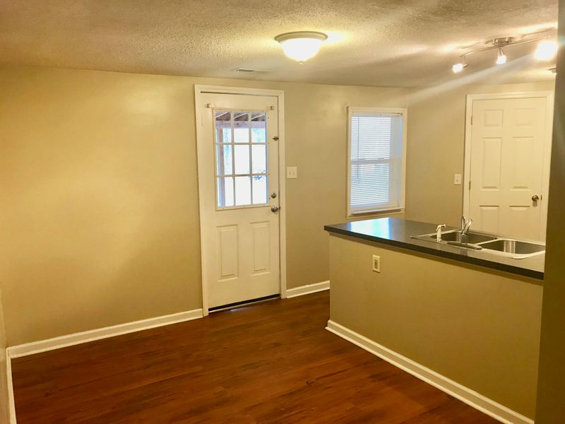 276 E Highland Dr, Summerville, SC 29483