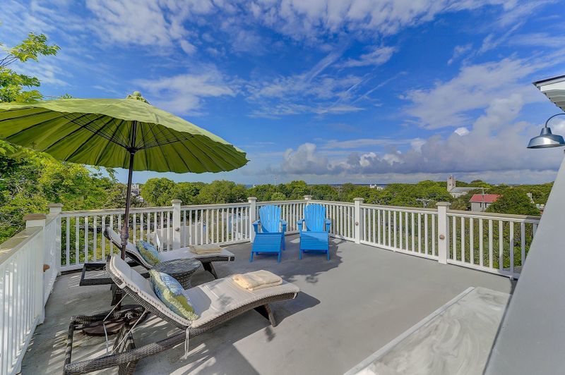 1312 Thompson Ave, Sullivans Island, SC 29482