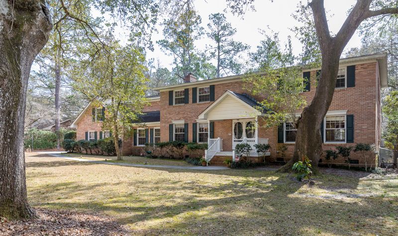 114 W Johnston St, Summerville, SC 29483