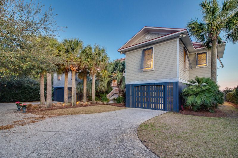 2500 Palm Blvd, Isle Of Palms, SC 29451
