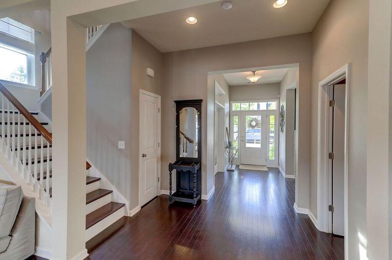 1725 Batten Dr, Charleston, SC 29414