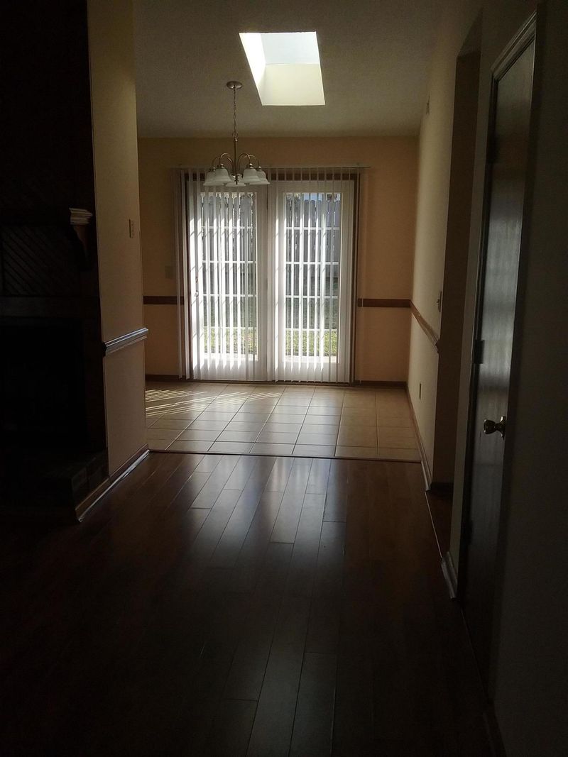 300 Kirksey Dr, Summerville, SC 29485