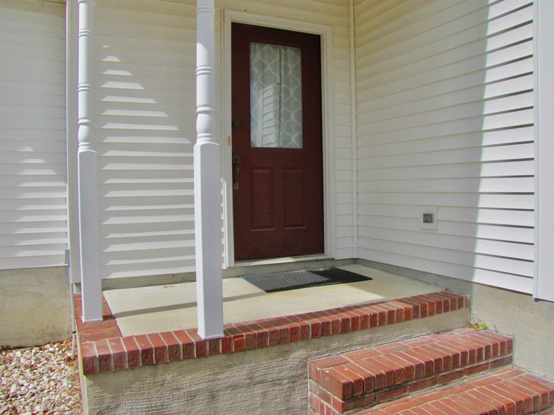 246 Okehampton Dr, Goose Creek, SC 29445
