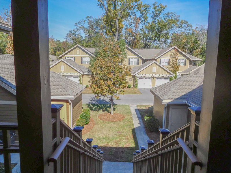 5507 Colonial Chatsworth Cir, North Charleston, SC 29418