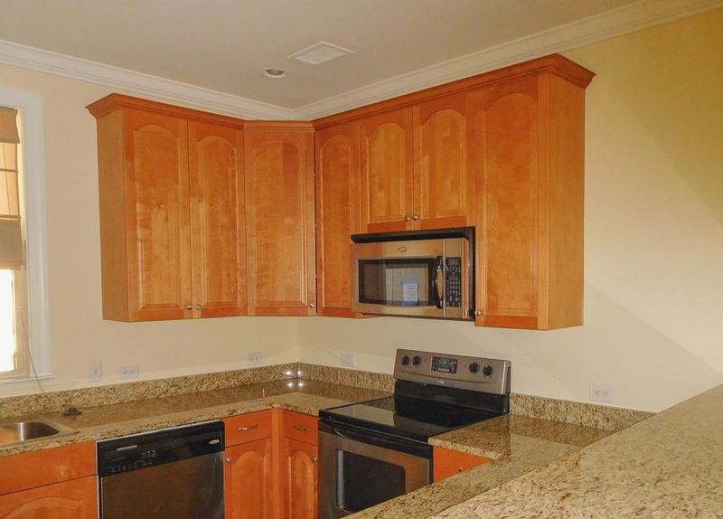 5507 Colonial Chatsworth Cir, North Charleston, SC 29418