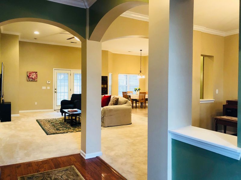 1502 Marsh Reed Ct, Hanahan, SC 29410