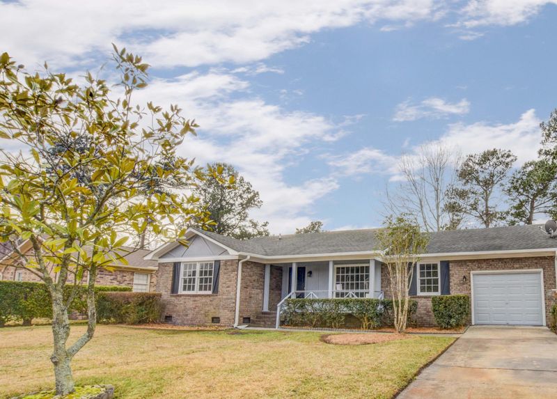 315 Silver Fox Ln, Goose Creek, SC 29445