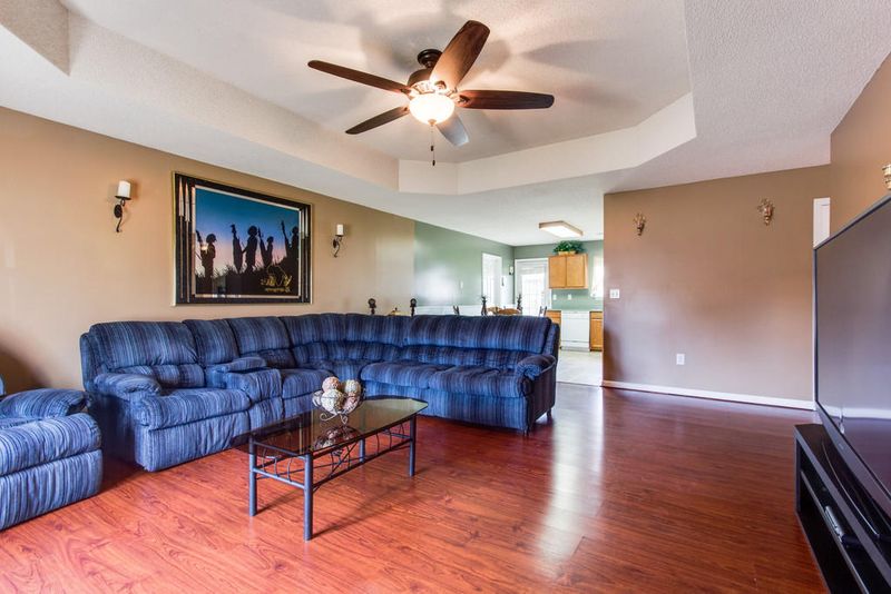 5092 Westview St, North Charleston, SC 29418