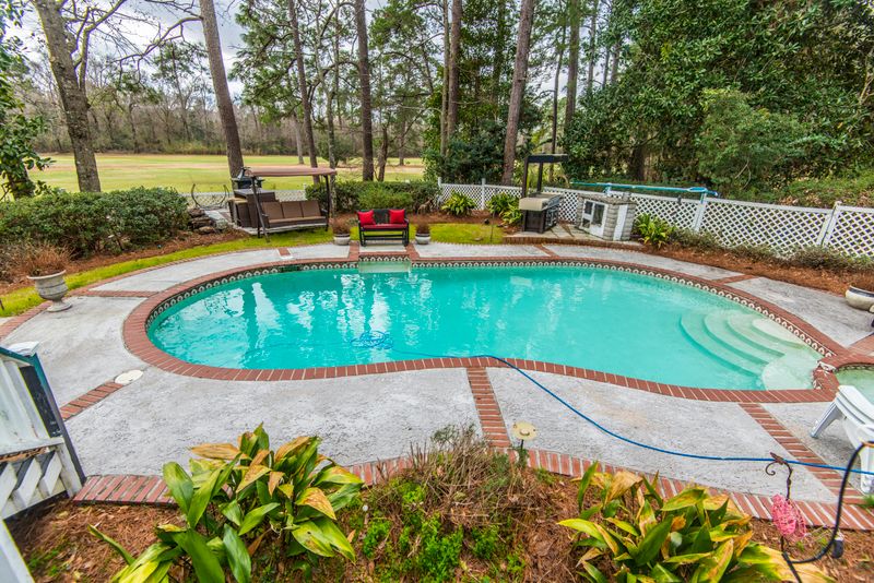 104 E Shepard Ln, Summerville, SC 29483