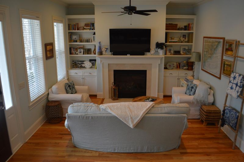 7875 Farr St, Charleston, SC 29492