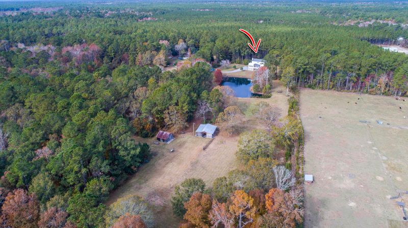 10011 Randall Rd, Mcclellanville, SC 29458