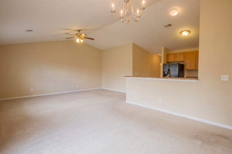8230 Ronda Dr, North Charleston, SC 29406