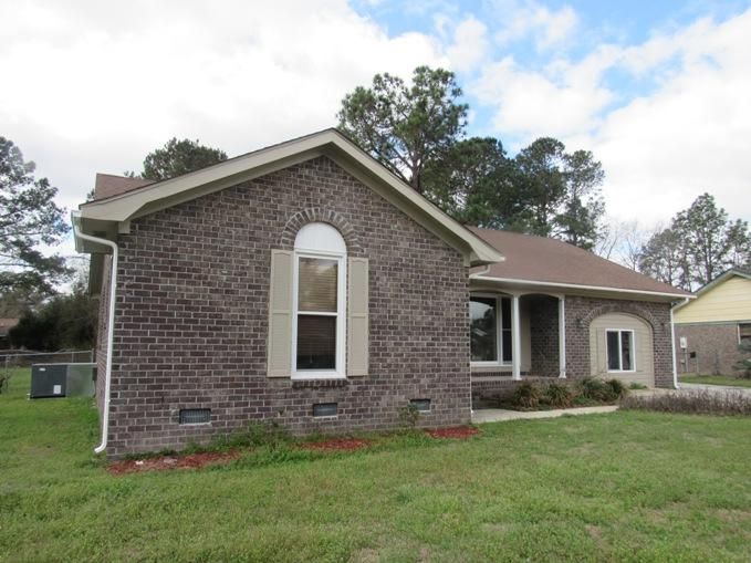 127 Marion Rd, Summerville, SC 29483