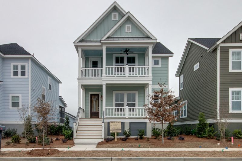 1734 Trewin Ct, Daniel Island, SC 29492