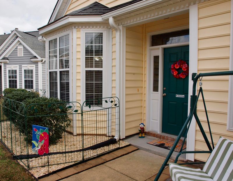 309 Whispering Cypress Dr, Charleston, SC 29414