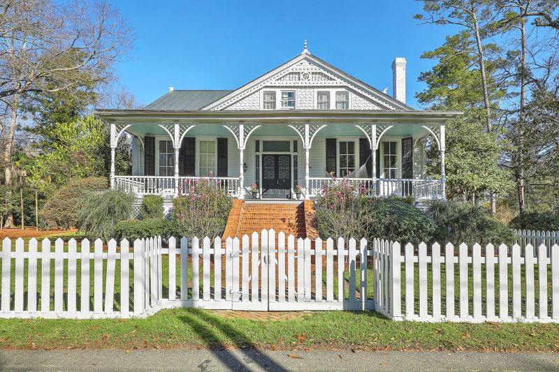 116 Marion Ave, Summerville, SC 29483