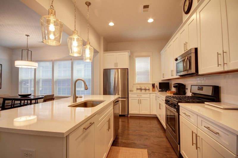 1220 Pressley Rd, Charleston, SC 29412