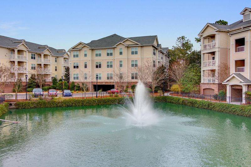 2244 Ashley Crossing #423, Charleston, SC 29414