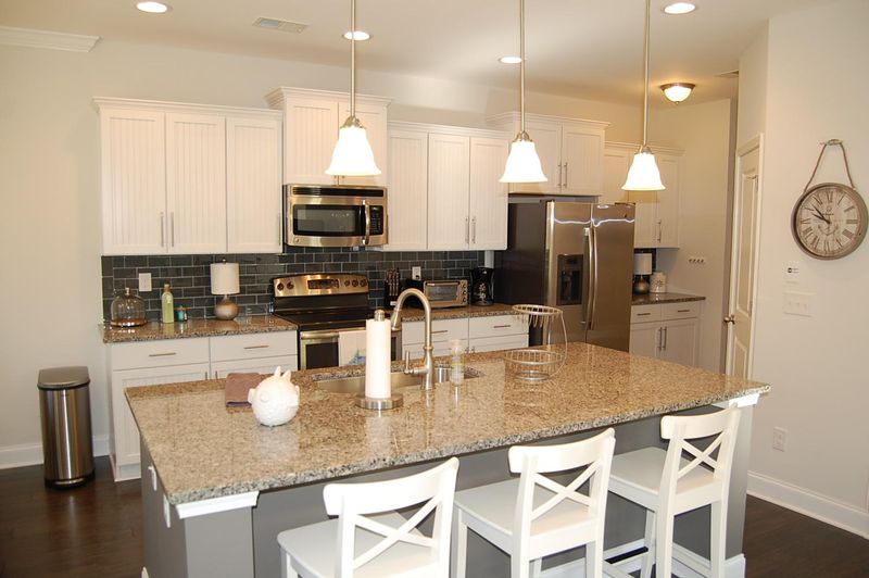 2155 Oyster Reef Ln, Mount Pleasant, SC 29466