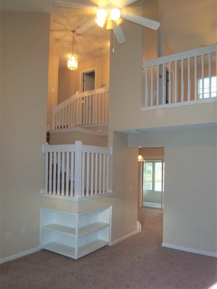 200 Yellow Hawthorn Cir, Summerville, SC 29483
