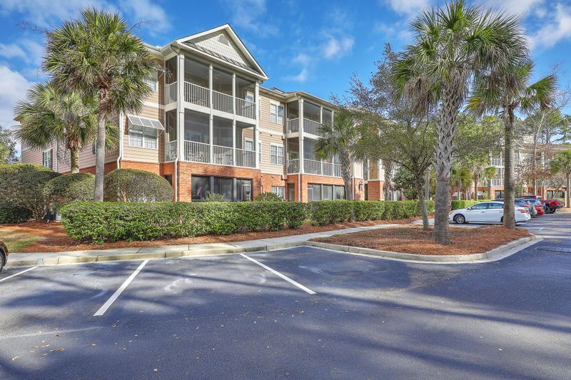 1918 Basildon Rd, Mount Pleasant, SC 29466
