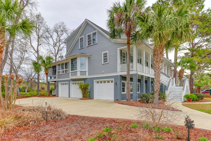 4518 Hope Plantation Dr, Johns Island, SC 29455