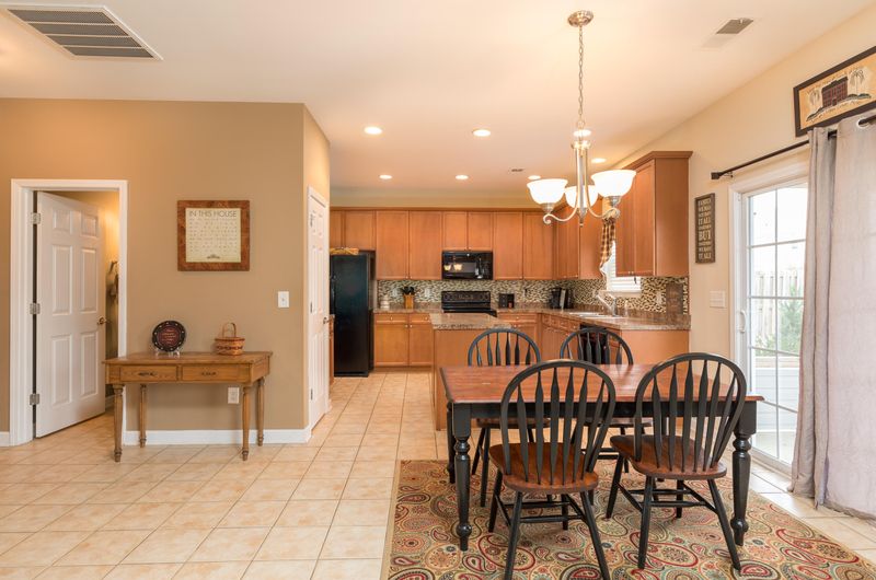 3025 Argyll Dr, Summerville, SC 29483