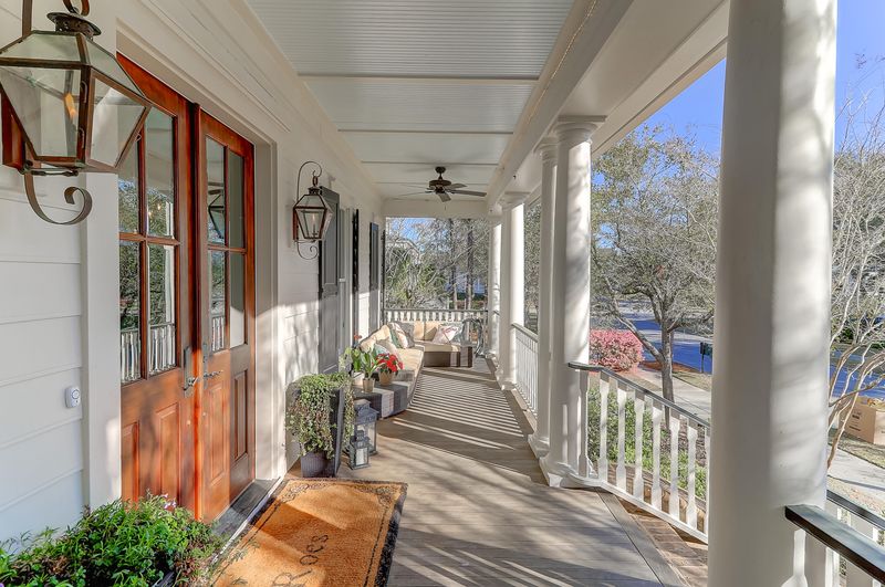 157 King George St, Daniel Island, SC 29492