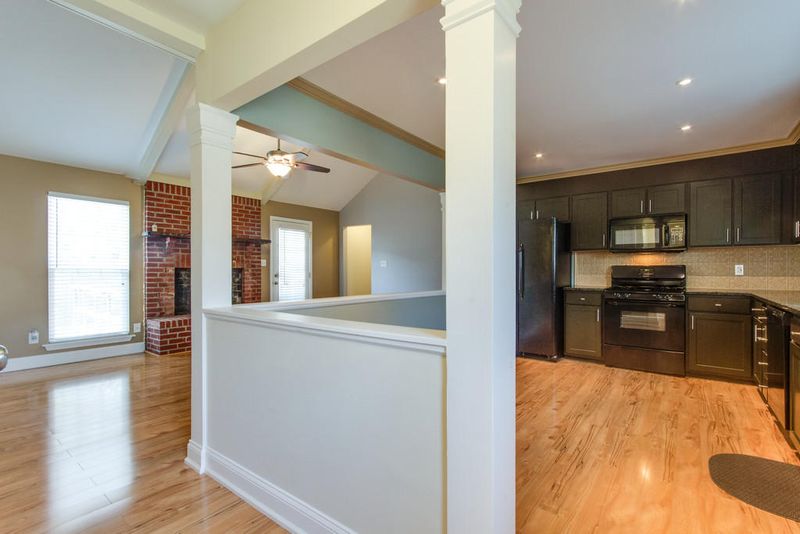 99 Sawmill Dr, Summerville, SC 29483